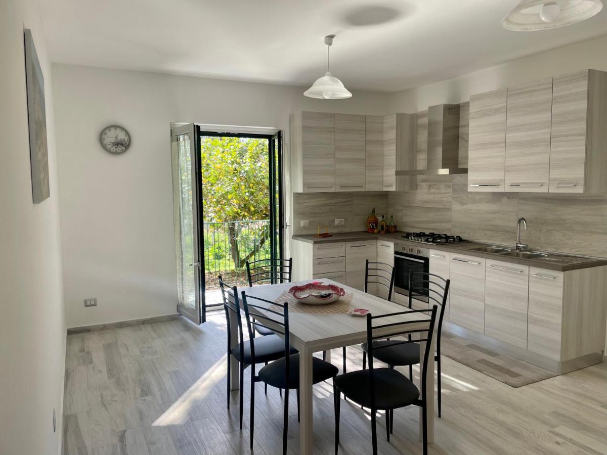 Sorrento Realty Holidays - The Smile Of The Sun Exterior foto